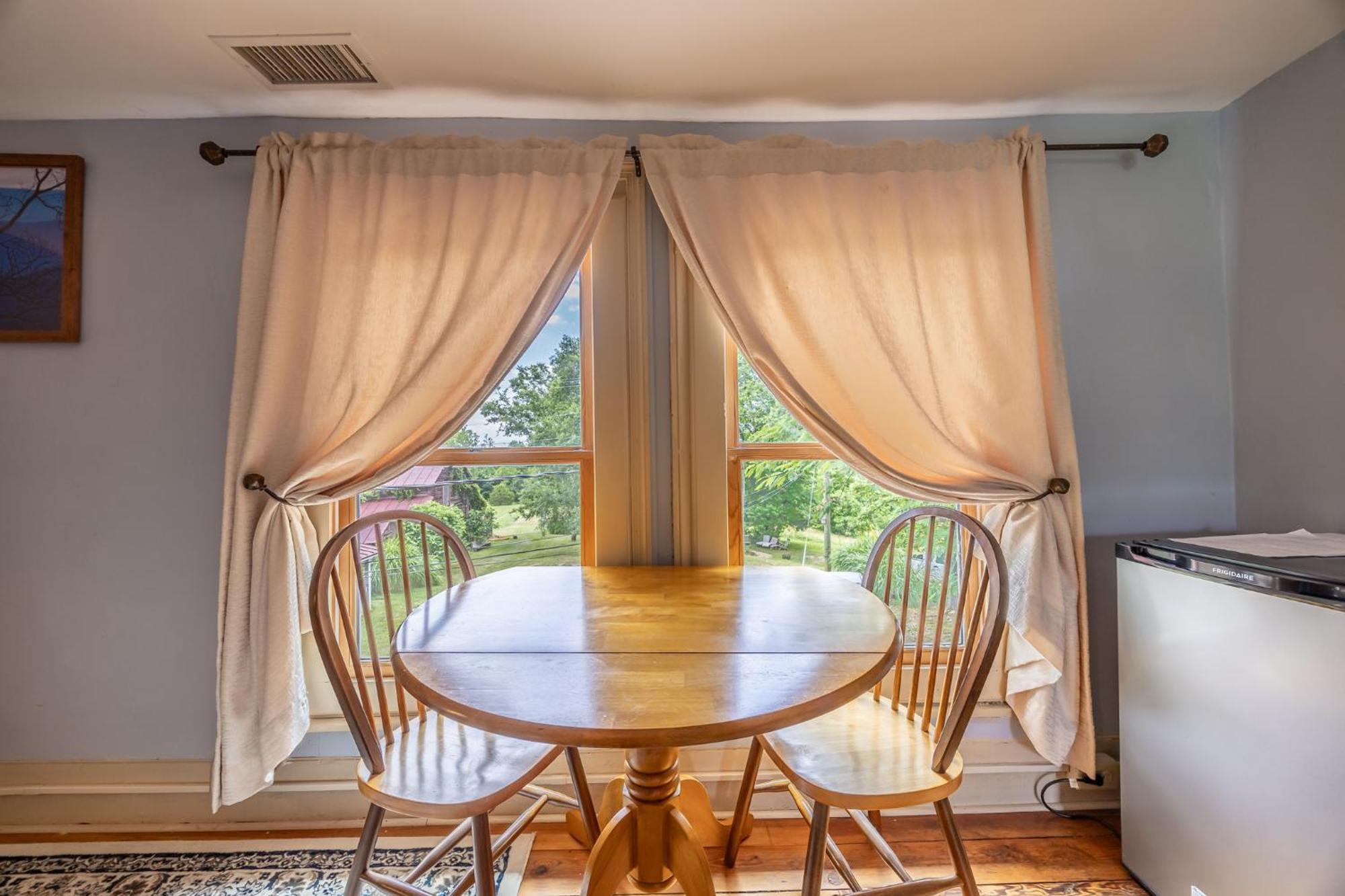 Bliss Point Farm And B&B, Llc Earlysville Dış mekan fotoğraf