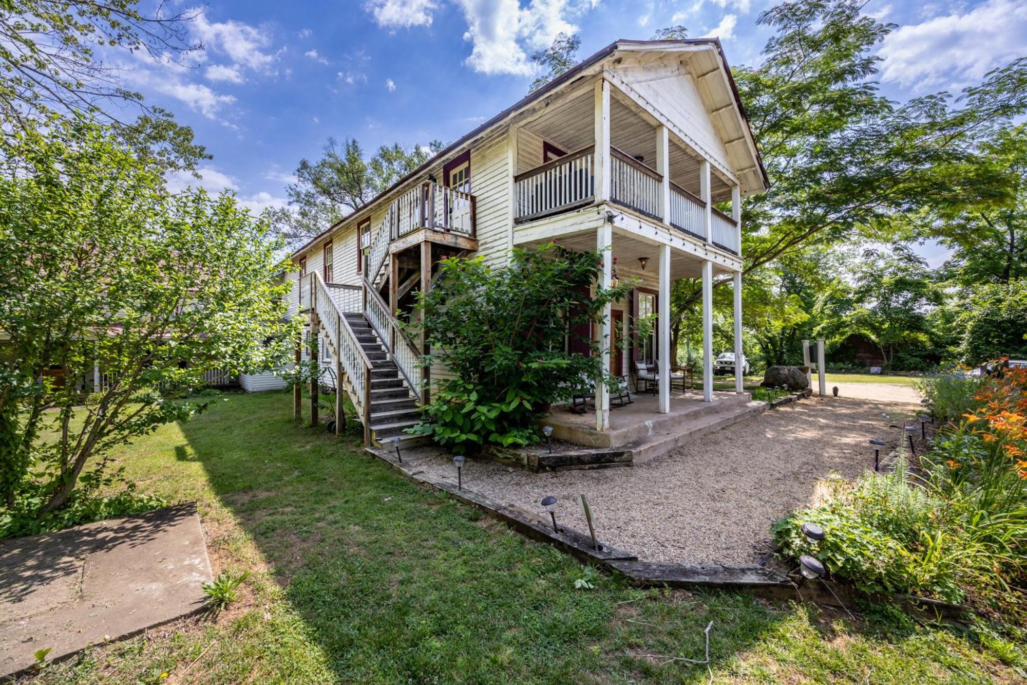 Bliss Point Farm And B&B, Llc Earlysville Dış mekan fotoğraf